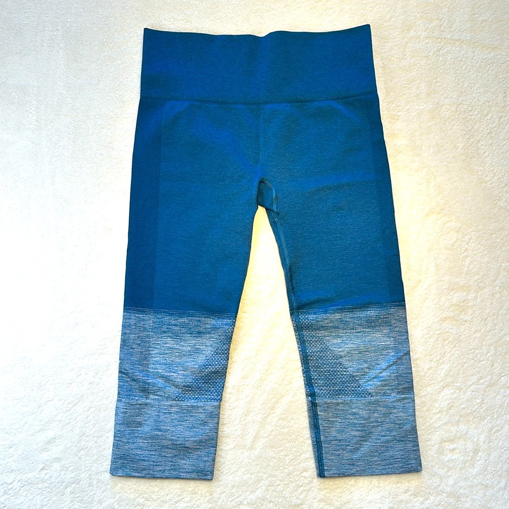 Lululemon Seamlessly Street Crop Leggings
